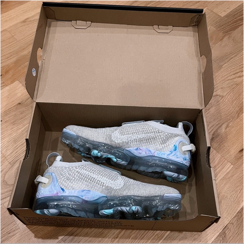 NIKE WHITE AIR VAPORMAX 2020 FLYKNIT SNEAKERS - BRAND NEW IN BOX - Picture 10 of 16